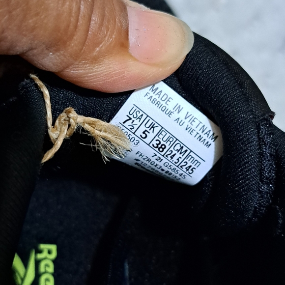 REEBOK  WOMEN  RUNNING SNEAKERS   SIZE  7.5  COLOR BLACK AND PINK  NEW - Picture 9 of 10